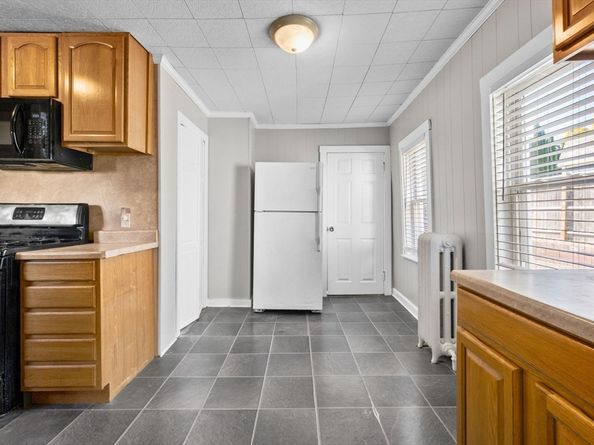 24 Ellsworth Ave, Melrose MA 02176