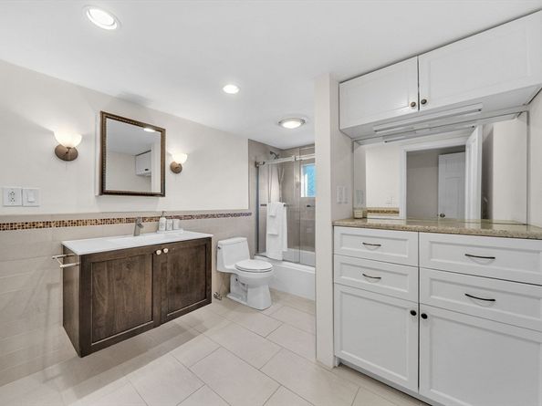 266 Langley Rd 1, Newton MA 02459