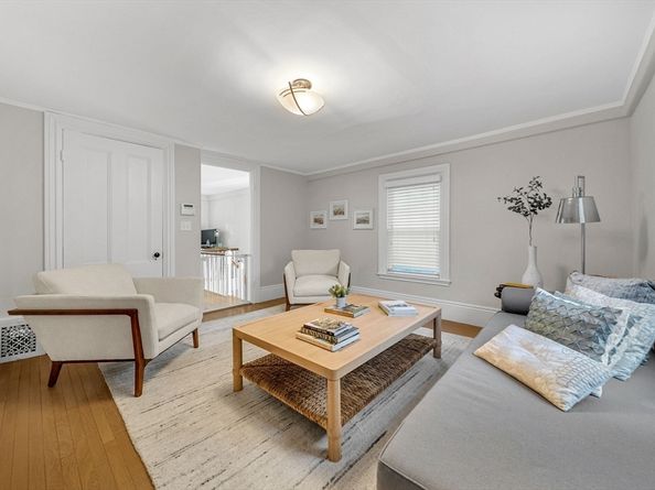 266 Langley Rd 1, Newton MA 02459