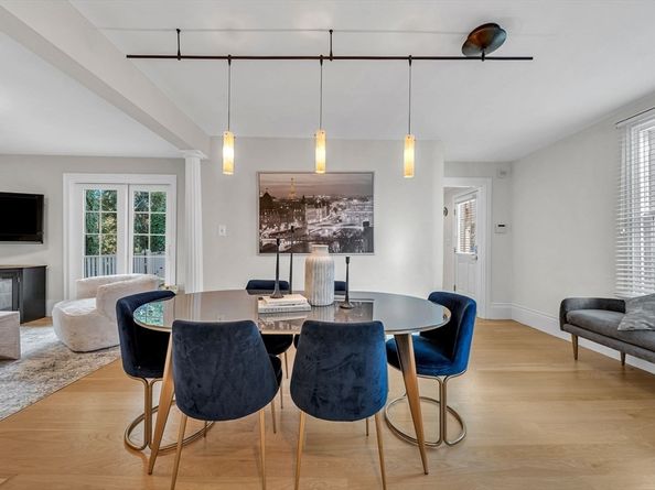 266 Langley Rd 1, Newton MA 02459