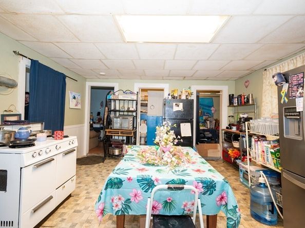 6-10 Walcott St, Southbridge MA 01550