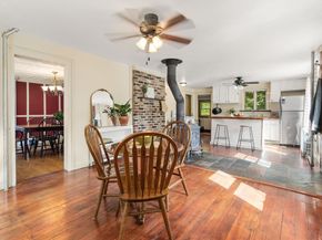 16 Summit Ave, Sturbridge MA 01518