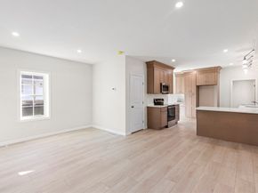 1234 State Rd 1, Plymouth MA 02360