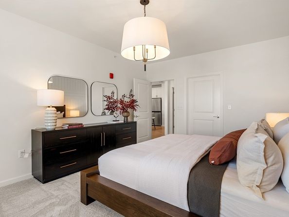 2 Codman Way 104, Westborough MA 01581