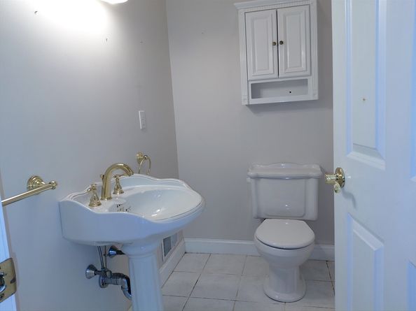 218 Lowell St, Lexington MA 02420