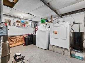 65 Poplar St, Gloucester MA 01930