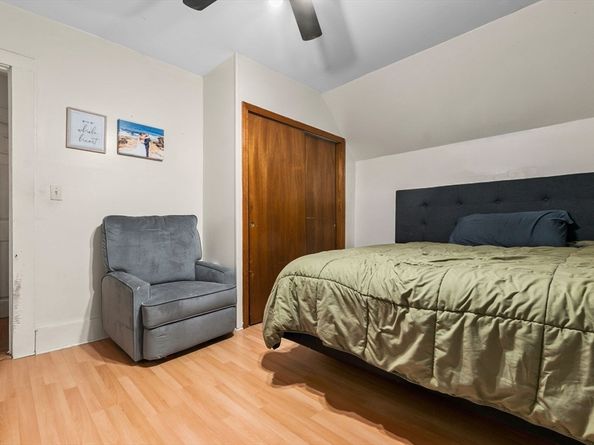 65 Poplar St, Gloucester MA 01930