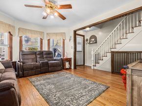 65 Poplar St, Gloucester MA 01930