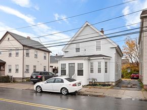 39 Centre St, Lynn MA 01905