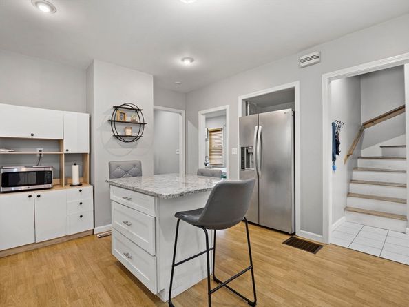 39 Centre St, Lynn MA 01905