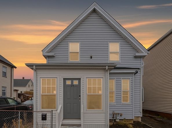 39 Centre St, Lynn MA 01905