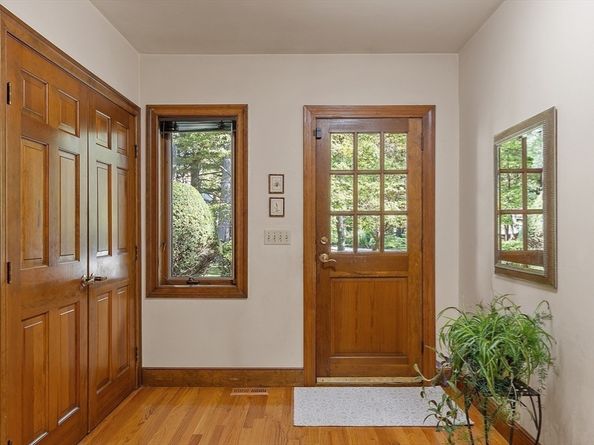 35 Bonny Ln, North Andover MA 01845