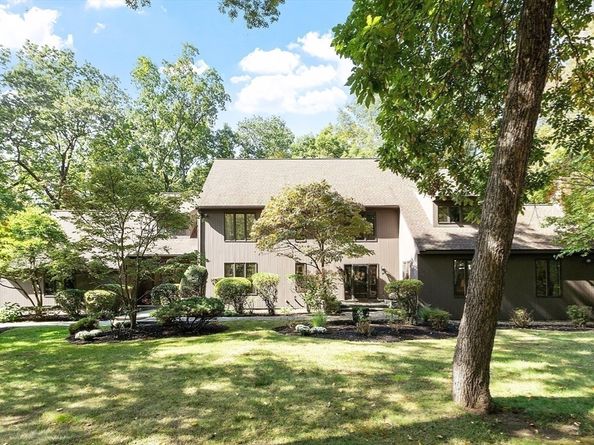 35 Bonny Ln, North Andover MA 01845