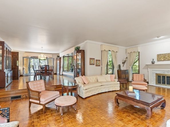 35 Bonny Ln, North Andover MA 01845