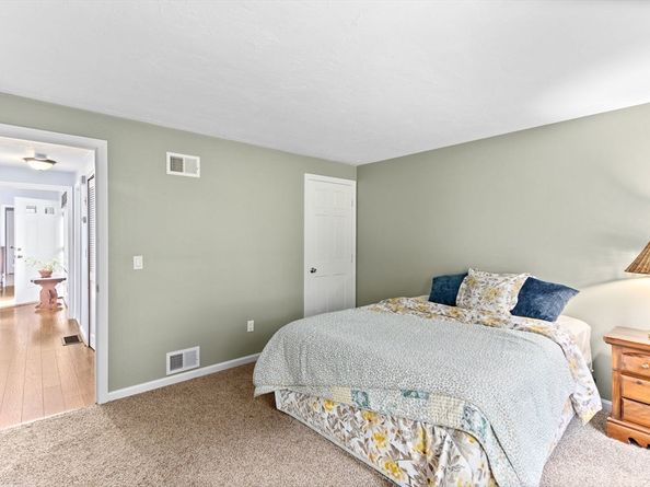 663 Wareham Street 6, Middleboro MA 02346