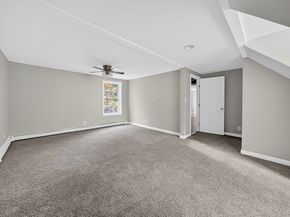 395 High St, Uxbridge MA 01569