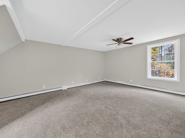 395 High St, Uxbridge MA 01569