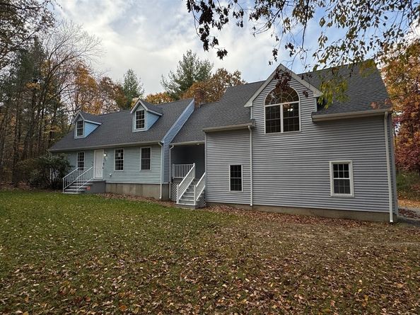 395 High St, Uxbridge MA 01569