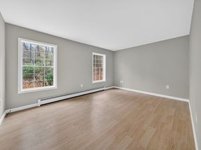 395 High St, Uxbridge MA 01569