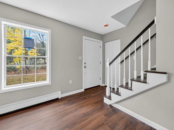 395 High St, Uxbridge MA 01569