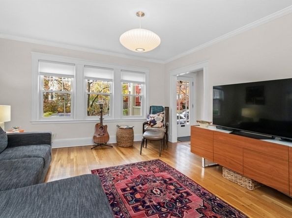 31 Chilton 1, Cambridge MA 02138