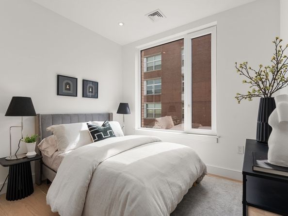 595 Albany St 201, Boston MA 02118