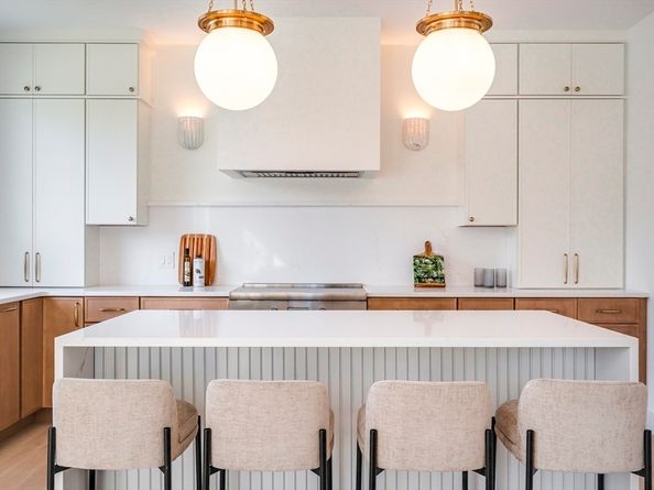 15-17 Jewett Pl 2, Newton MA 02458