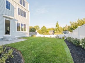 15-17 Jewett Pl 2, Newton MA 02458