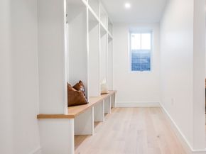 15-17 Jewett Pl 2, Newton MA 02458