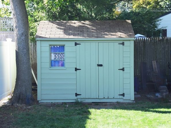 16 Winona Way, Weymouth MA 02191