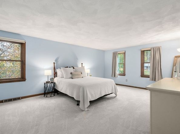 397 Stow Rd, Marlborough MA 01752