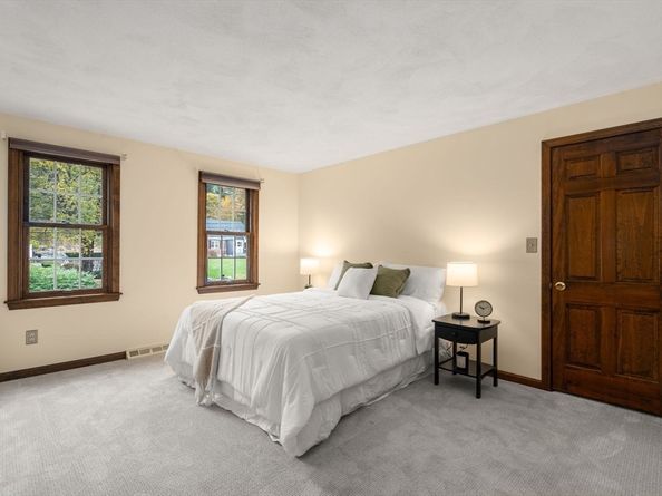 397 Stow Rd, Marlborough MA 01752