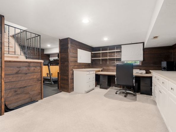 397 Stow Rd, Marlborough MA 01752