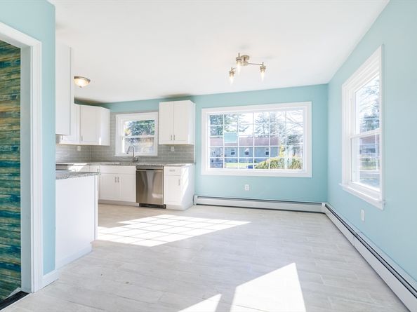 1 Ernest St, Webster MA 01570