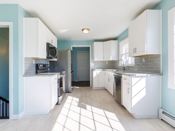 1 Ernest St, Webster MA 01570