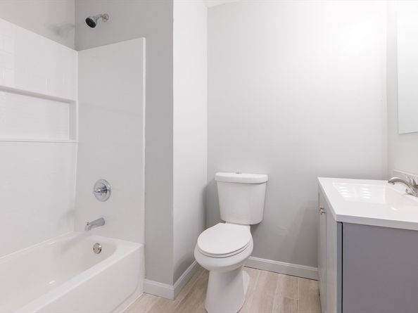 1 Ernest St, Webster MA 01570