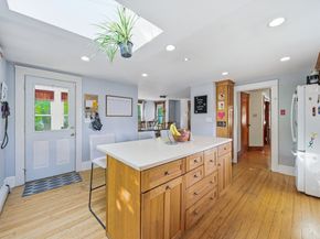 3 Corinne Pkwy, Middleboro MA 02346