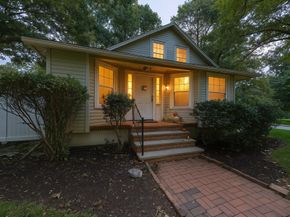 3 Corinne Pkwy, Middleboro MA 02346