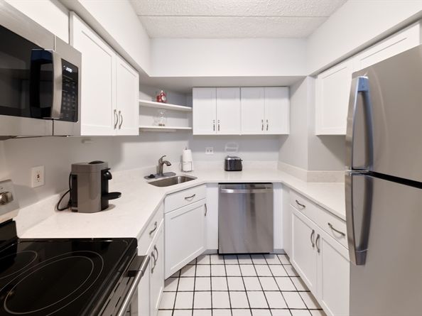 125 Pleasant St 201, Brookline MA 02446