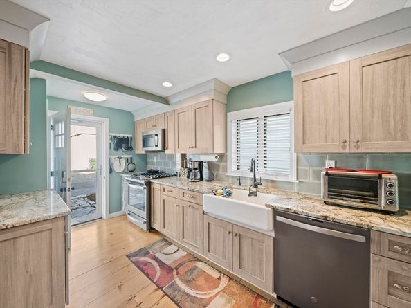 256 Ocean Street, Marshfield MA 02050