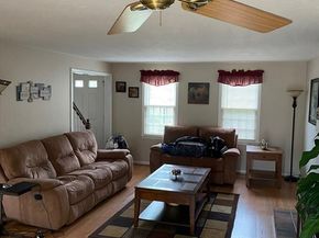 19 Camelot Ct 19, Stoughton MA 02072