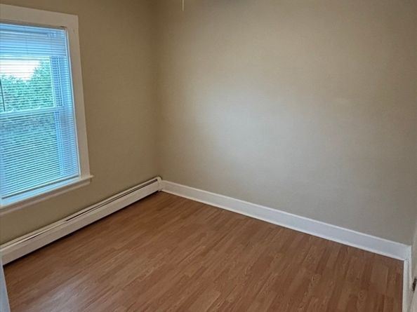 131 5th St, Leominster MA 01453