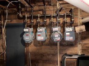 131 5th St, Leominster MA 01453