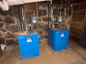 131 5th St, Leominster MA 01453