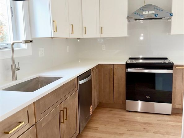 580 Broad St 2, Bridgewater MA 02324