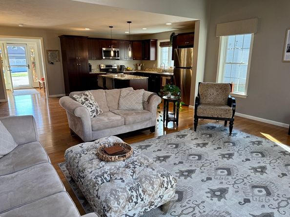 2 Riley Rd B, Lunenburg MA 01462