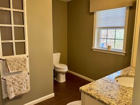 2 Riley Rd B, Lunenburg MA 01462