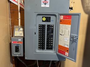 30 Manitou Rd, Canton MA 02021