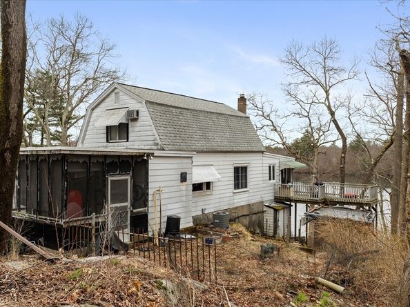 30 Manitou Rd, Canton MA 02021