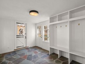 262 Cochituate Rd, Wayland MA 01778